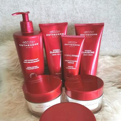 Raudonasis Esthederm stebuklas