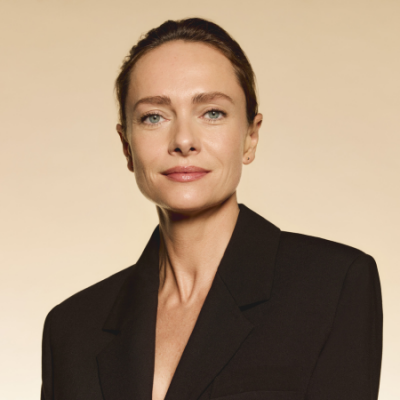 Kodėl verta pasirinkti visapusę priežiūros rutiną dienai ir nakčiai?